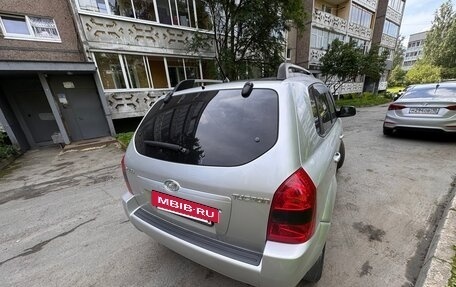 Hyundai Tucson III, 2005 год, 800 000 рублей, 8 фотография