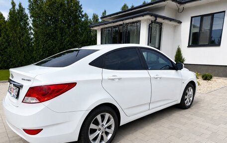 Hyundai Solaris II рестайлинг, 2012 год, 1 199 999 рублей, 3 фотография