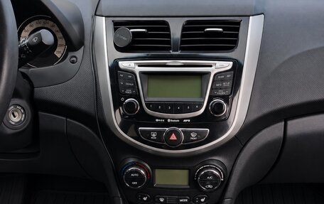Hyundai Solaris II рестайлинг, 2012 год, 1 199 999 рублей, 12 фотография