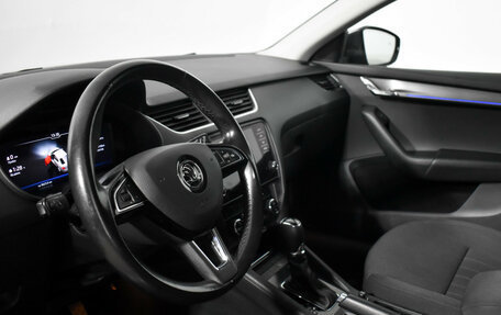 Skoda Octavia, 2019 год, 1 599 000 рублей, 10 фотография