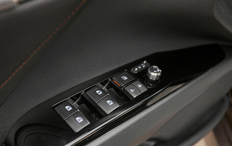 Toyota Camry, 2021 год, 2 398 000 рублей, 13 фотография