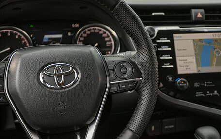 Toyota Camry, 2021 год, 2 398 000 рублей, 8 фотография