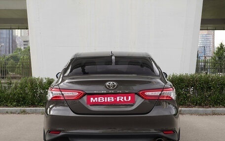 Toyota Camry, 2021 год, 2 398 000 рублей, 5 фотография