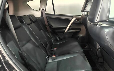 Toyota RAV4, 2018 год, 2 895 000 рублей, 10 фотография