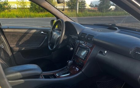 Mercedes-Benz C-Класс, 2003 год, 450 000 рублей, 4 фотография