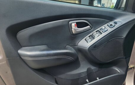 Hyundai ix35 I рестайлинг, 2013 год, 920 000 рублей, 5 фотография
