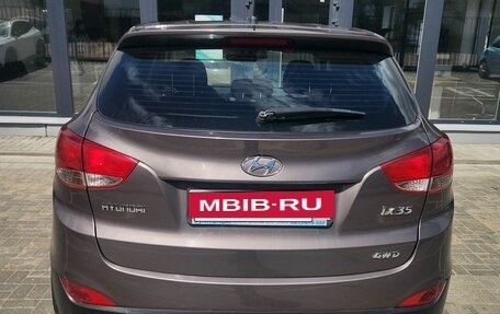 Hyundai ix35 I рестайлинг, 2013 год, 920 000 рублей, 18 фотография