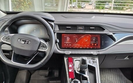 Geely Atlas, 2022 год, 1 940 000 рублей, 11 фотография