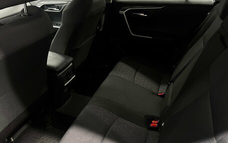 Toyota RAV4, 2020 год, 2 660 000 рублей, 20 фотография