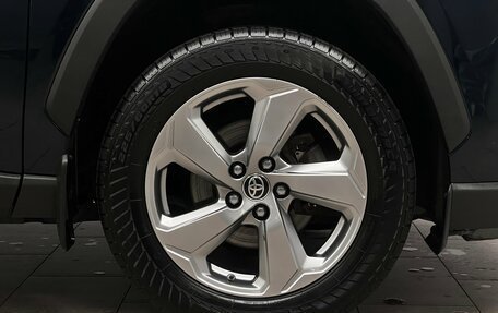 Toyota RAV4, 2020 год, 2 660 000 рублей, 23 фотография