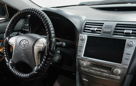 Toyota Camry, 2011 год, 1 569 000 рублей, 20 фотография