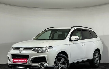 Mitsubishi Outlander III рестайлинг 3, 2013 год, 1 187 000 рублей, 2 фотография