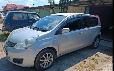 Nissan Note II рестайлинг, 2011 год, 395 000 рублей, 2 фотография