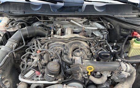 Volkswagen Touareg III, 2011 год, 2 500 000 рублей, 22 фотография