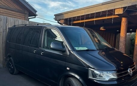 Volkswagen Multivan T5, 2012 год, 2 550 000 рублей, 2 фотография