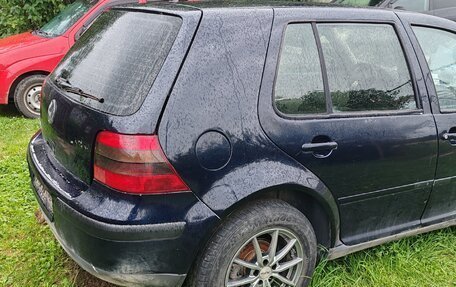 Volkswagen Golf IV, 2001 год, 120 000 рублей, 3 фотография