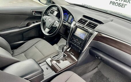 Toyota Camry, 2017 год, 2 085 000 рублей, 11 фотография