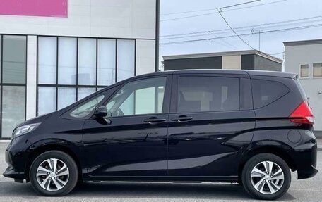 Honda Freed II, 2022 год, 1 229 000 рублей, 4 фотография