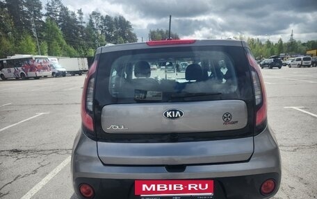 KIA Soul II рестайлинг, 2017 год, 1 800 000 рублей, 4 фотография