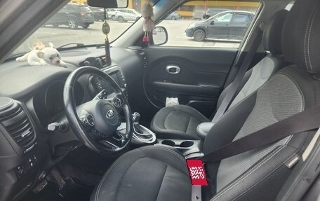 KIA Soul II рестайлинг, 2017 год, 1 800 000 рублей, 2 фотография