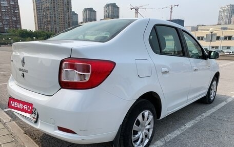 Renault Logan II, 2017 год, 820 000 рублей, 4 фотография