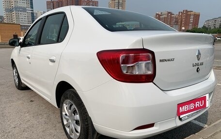 Renault Logan II, 2017 год, 820 000 рублей, 7 фотография