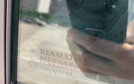 Renault Logan II, 2017 год, 820 000 рублей, 29 фотография