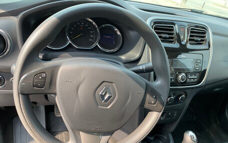 Renault Logan II, 2017 год, 820 000 рублей, 37 фотография
