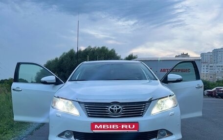 Toyota Camry, 2011 год, 1 800 000 рублей, 9 фотография