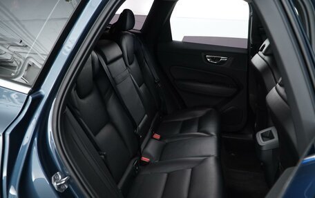 Volvo XC60 II, 2019 год, 3 399 444 рублей, 7 фотография