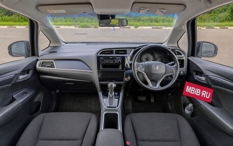 Honda Shuttle II, 2016 год, 1 070 000 рублей, 11 фотография