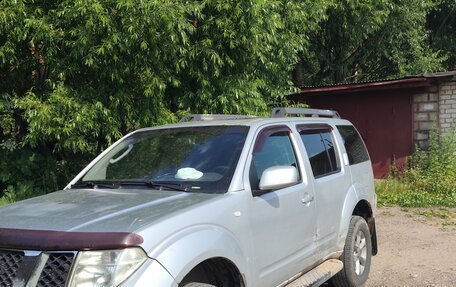 Nissan Pathfinder, 2005 год, 700 000 рублей, 1 фотография