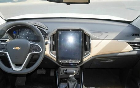 Chevrolet Captiva, 2023 год, 2 146 612 рублей, 5 фотография
