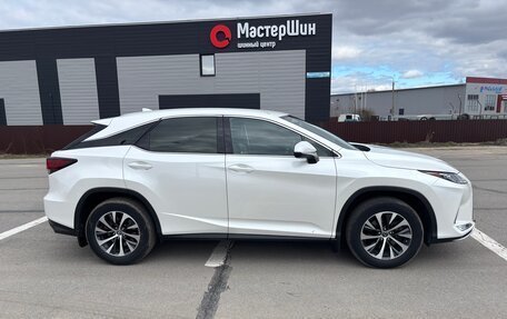 Lexus RX IV рестайлинг, 2020 год, 4 900 000 рублей, 2 фотография