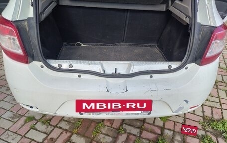 Renault Sandero II рестайлинг, 2015 год, 600 000 рублей, 3 фотография
