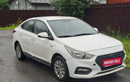Hyundai Solaris II рестайлинг, 2019 год, 525 000 рублей, 3 фотография