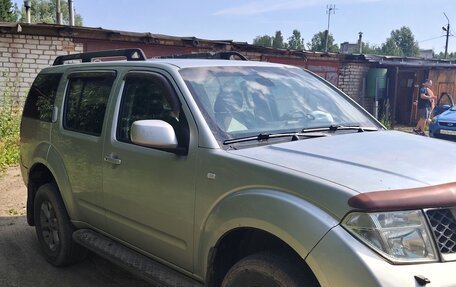 Nissan Pathfinder, 2005 год, 700 000 рублей, 2 фотография