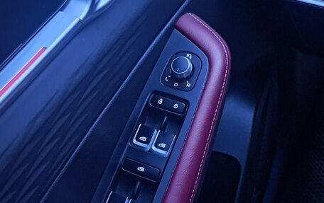 Geely Coolray I, 2024 год, 2 300 000 рублей, 2 фотография