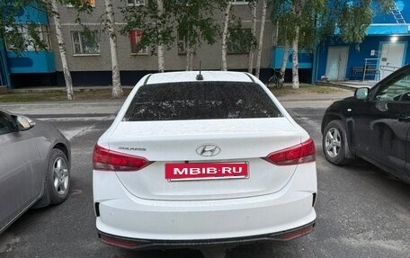 Hyundai Solaris II рестайлинг, 2021 год, 1 690 000 рублей, 4 фотография