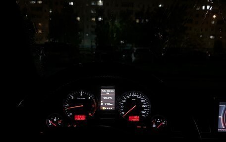 Audi A8, 2005 год, 1 200 000 рублей, 13 фотография
