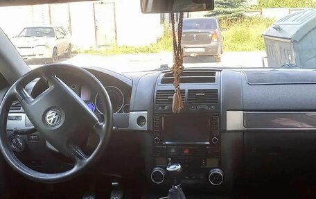Volkswagen Touareg III, 2005 год, 700 000 рублей, 11 фотография