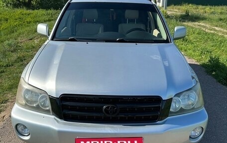 Toyota Highlander III, 2002 год, 750 000 рублей, 1 фотография