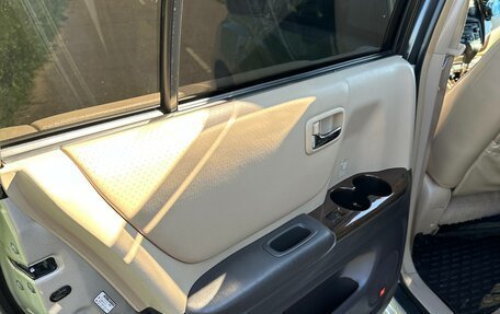 Toyota Highlander III, 2002 год, 750 000 рублей, 21 фотография