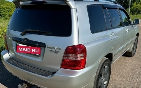 Toyota Highlander III, 2002 год, 750 000 рублей, 11 фотография