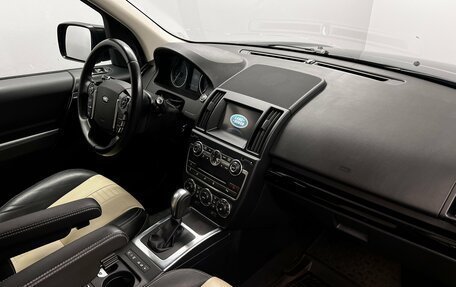 Land Rover Freelander II рестайлинг 2, 2013 год, 1 690 000 рублей, 10 фотография