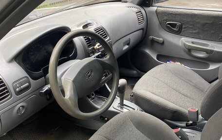 Hyundai Accent II, 2004 год, 195 000 рублей, 6 фотография