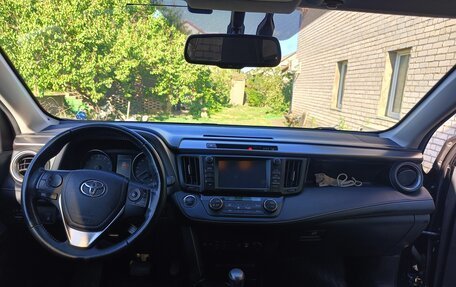 Toyota RAV4, 2017 год, 2 500 000 рублей, 10 фотография