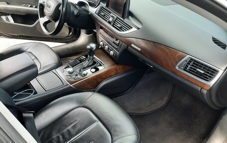 Audi A7, 2010 год, 1 080 000 рублей, 16 фотография