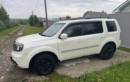 Honda Pilot III рестайлинг, 2012 год, 2 000 000 рублей, 3 фотография
