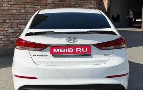 Hyundai Elantra VI рестайлинг, 2016 год, 1 250 000 рублей, 5 фотография